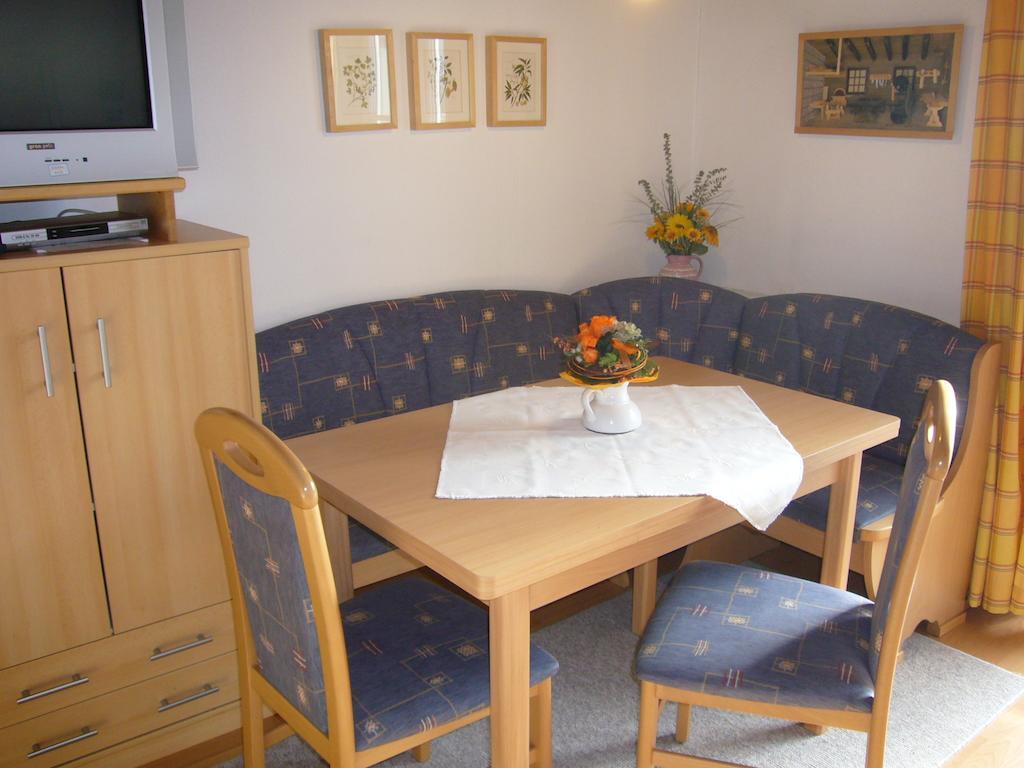 Ferienwohnungen Haus Peer Bad Goisern am Hallstättersee Zimmer foto