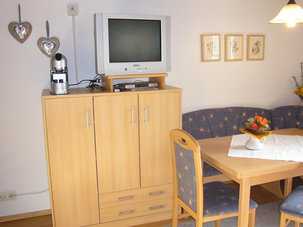 Ferienwohnungen Haus Peer Bad Goisern am Hallstättersee Zimmer foto
