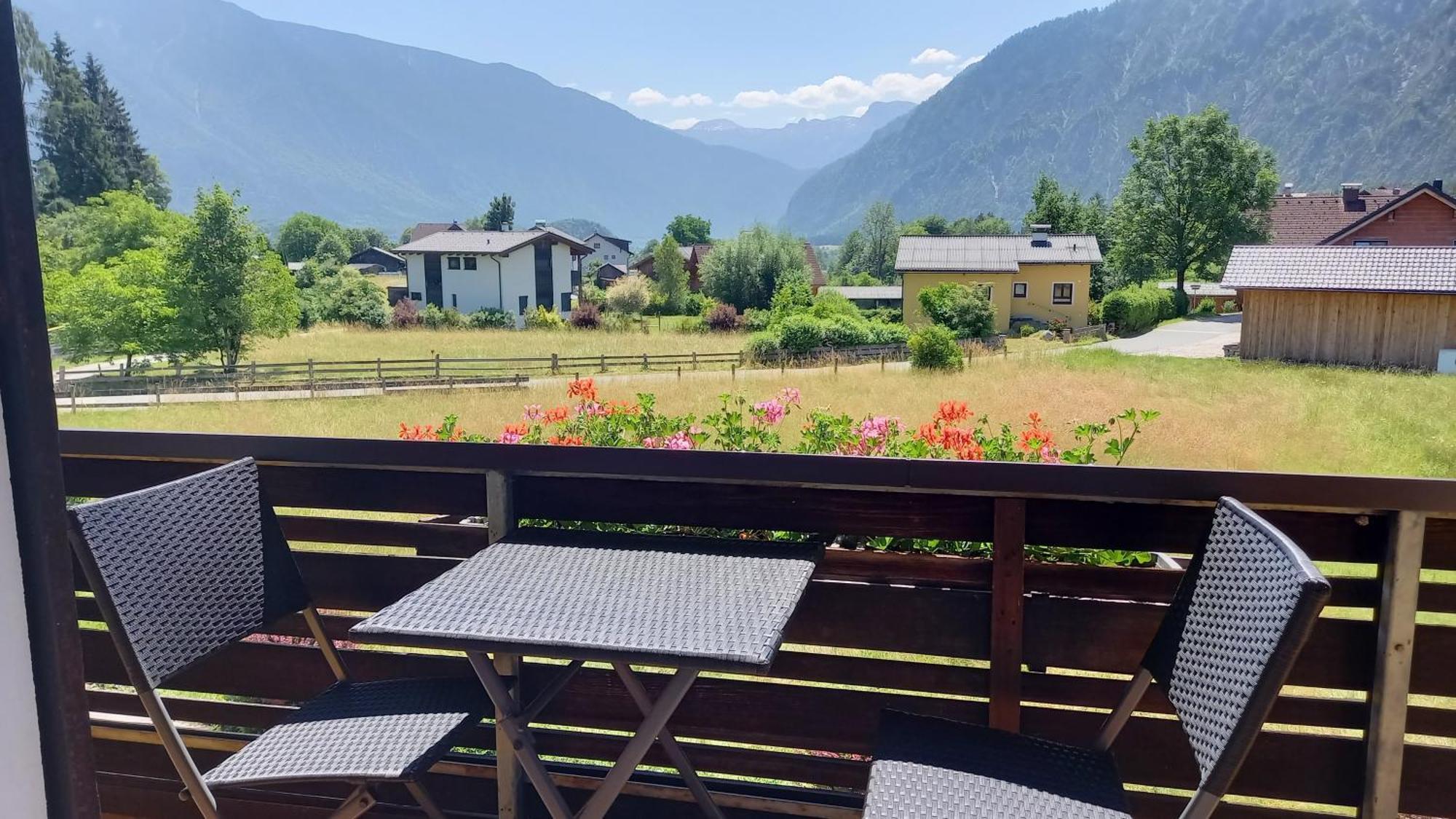 Ferienwohnungen Haus Peer Bad Goisern am Hallstättersee Exterior foto